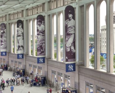 selling sports card collection