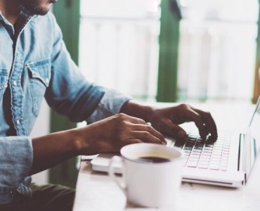 selling baseball cards