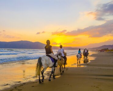 Horseback riding in Cabo