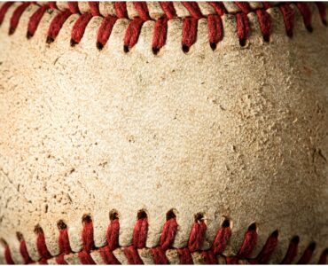 selling baseball cards