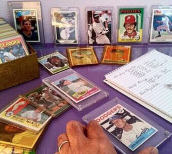 selling baseball cards